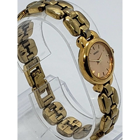 Vintage Seiko Women\'s Watch 1n00-1c80 main image 8